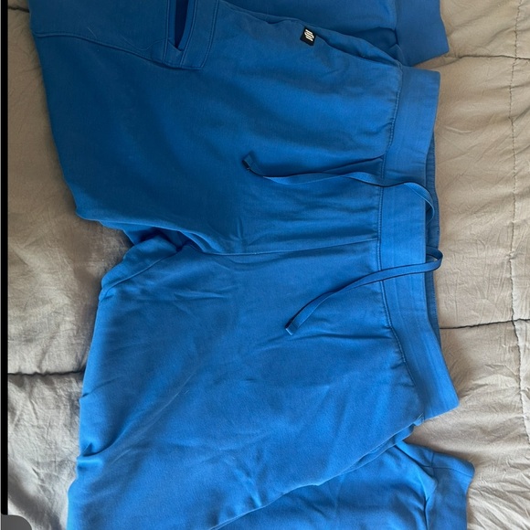 Jaanuu Scrub Joggers - Picture 1 of 4